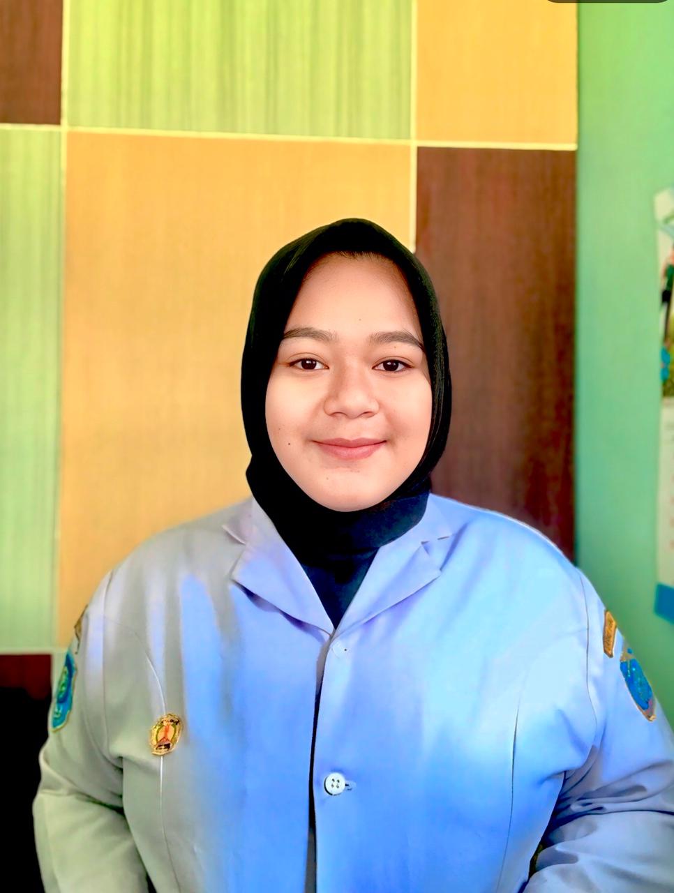 Sekretaris BUMDes Serumpun Melambai