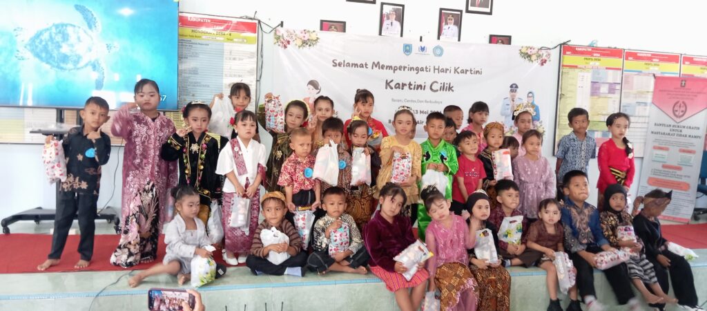 Perpustakaan Minat Baca Desa Air Gantang Gelar Perlombaan Hari Kartini untuk Anak PAUD